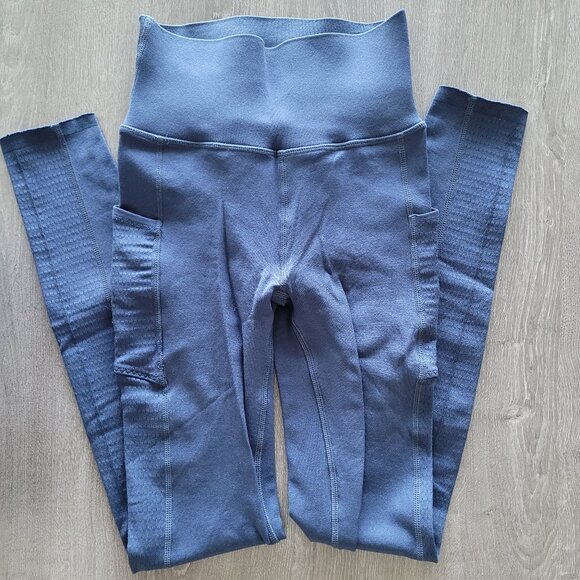 Fabletics Sculptknit Leggings - Picture 6 of 6